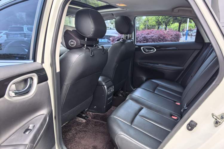 Used Nissan Sylphy 2024 Classic 1.6XL CVT Luxury Edition Interior 3