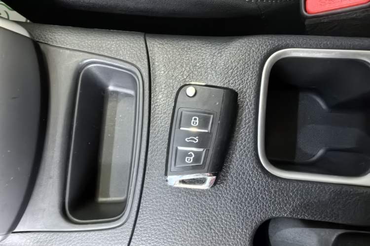 Used Nissan Sylphy 2024 Classic 1.6XE CVT Comfort Edition Interior 4