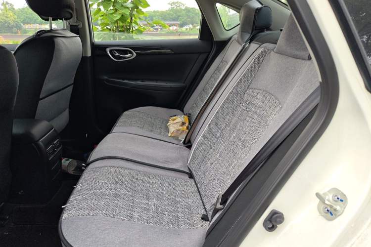 Used Nissan Sylphy 2024 Restyled Version 2 Classic 1.6XE CVT Comfort Edition Interior 4
