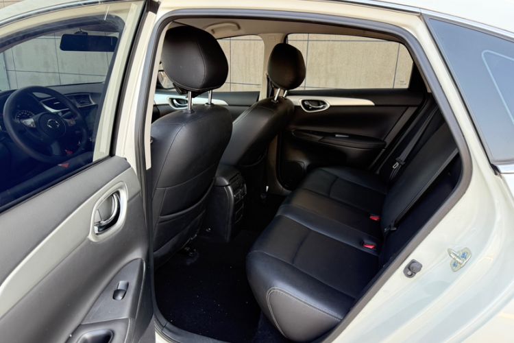 Used Nissan Sylphy 2024 Classic 1.6XE CVT Comfort Edition Interior 7