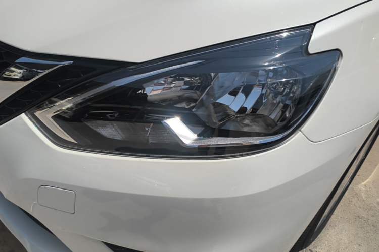 Used Nissan Sylphy 2024 Facelifted Three Classic 1.6XE CVT Comfort Edition Left Front Headlight