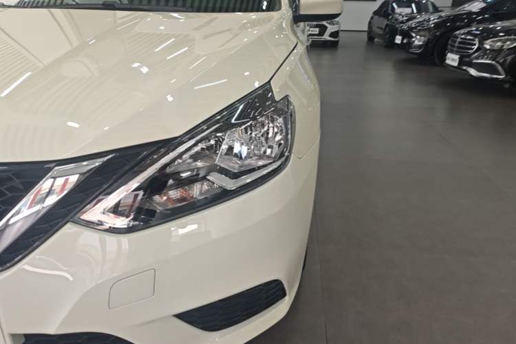 Used Nissan Sylphy 2024 Restyled Version 2 Classic 1.6XE CVT Comfort Edition Left Front Headlight