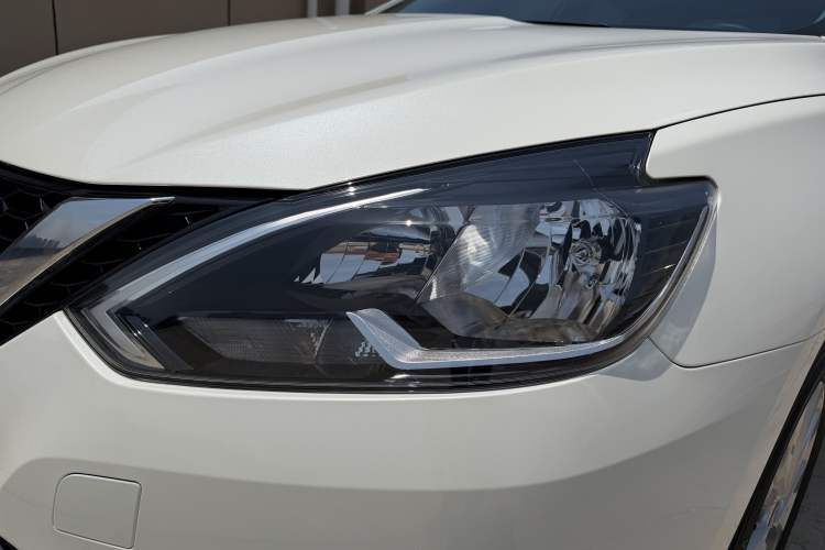 Used Nissan Sylphy 2024 Restyled Version 2 Classic 1.6XE CVT Comfort Edition Left Front Headlight