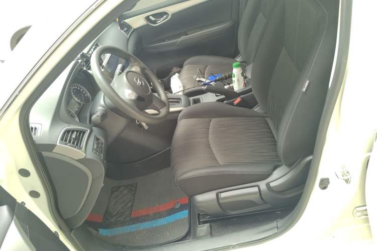 Used Nissan Sylphy 2024 Restyled Version 2 Classic 1.6XE CVT Comfort Edition Left Front Seat