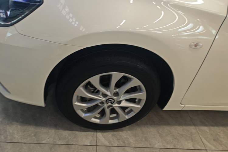 Used Nissan Sylphy 2024 Classic 1.6XE CVT Comfort Edition Left Front Wheel Hub