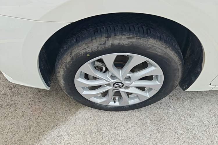 Used Nissan Sylphy 2024 Classic 1.6XE CVT Comfort Edition Left Front Wheel Hub