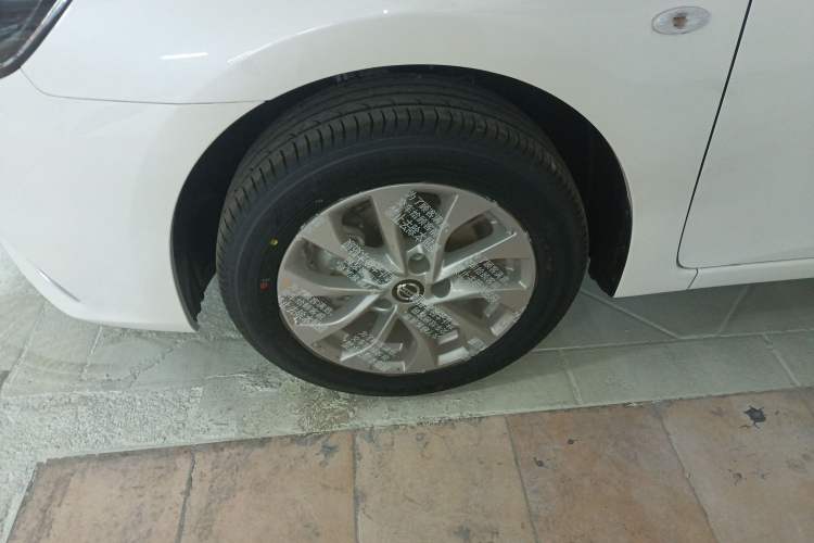 Used Nissan Sylphy 2024 Facelifted Three Classic 1.6XE CVT Comfort Edition Left Front Wheel Hub