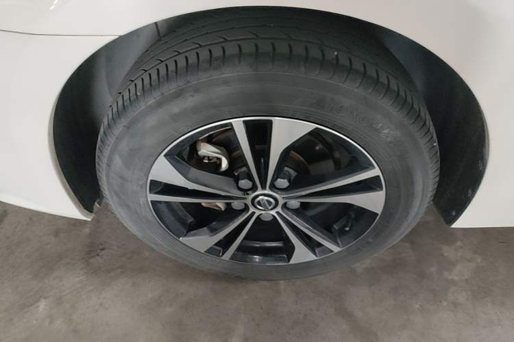 Used Nissan Sylphy 2024 Classic 1.6XE CVT Comfort Edition Left Front Wheel Hub