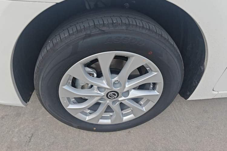 Used Nissan Sylphy 2024 Facelifted Three Classic 1.6XE CVT Comfort Edition Left Front Wheel Hub