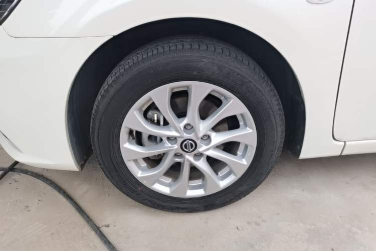 Used Nissan Sylphy 2024 Revised Version Classic 1.6XE CVT Comfort Edition Left Front Wheel Hub