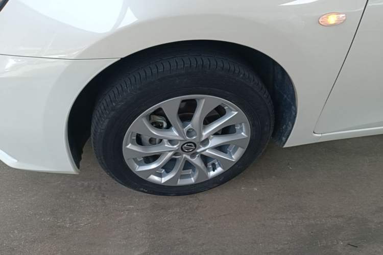 Used Nissan Sylphy 2024 Revised Version Classic 1.6XE CVT Comfort Edition Left Front Wheel Hub