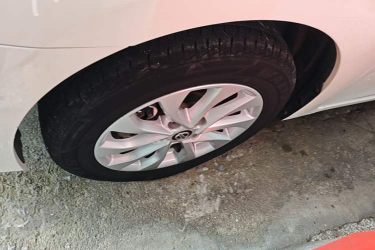 Used Nissan Sylphy 2024 Classic 1.6XE CVT Comfort Edition Left Front Wheel Hub
