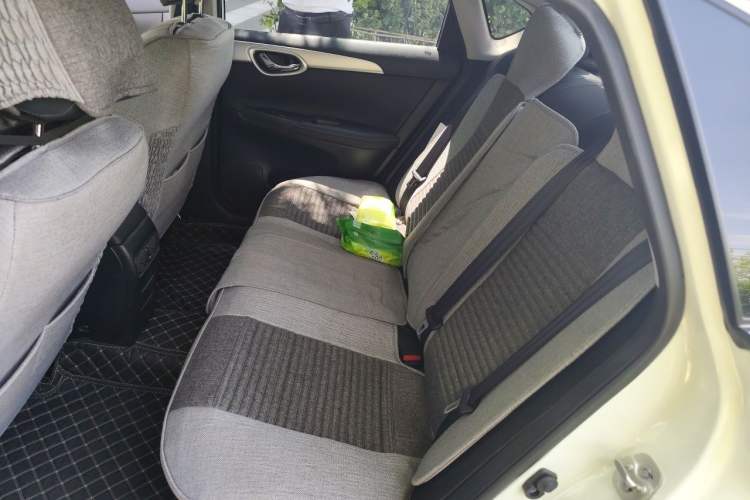 Used Nissan Sylphy 2024 Restyled Version 2 Classic 1.6XE CVT Comfort Edition Left Rear Seat