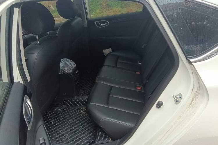Used Nissan Sylphy 2024 Classic 1.6XL CVT Luxury Edition Left Rear Seat
