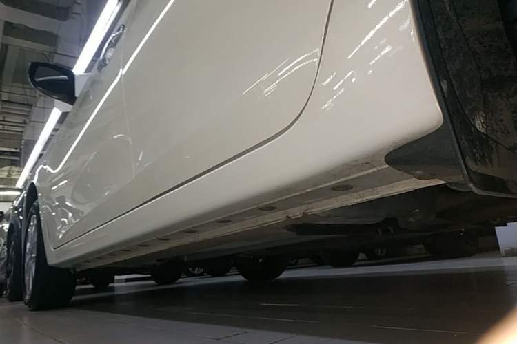Used Nissan Sylphy 2024 Restyled Version 2 Classic 1.6XE CVT Comfort Edition Left Side Sill