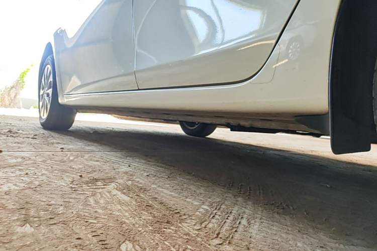 Used Nissan Sylphy 2024 Classic 1.6XE CVT Comfort Edition Left Side Sill