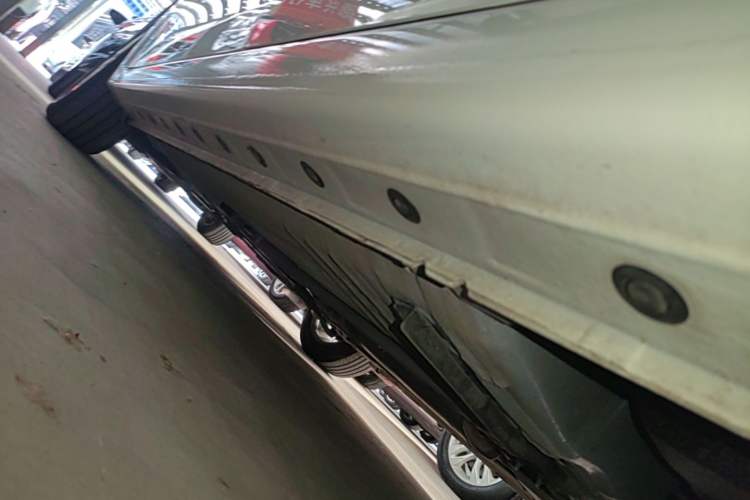 Used Nissan Sylphy 2024 Restyled Version 2 Classic 1.6XE CVT Comfort Edition Left Side Sill