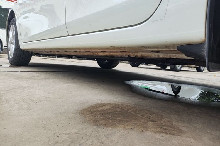 Used Nissan Sylphy 2024 Classic 1.6XE CVT Comfort Edition Left Side Sill