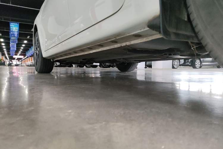 Used Nissan Sylphy 2024 Classic 1.6XE CVT Comfort Edition Left Side Sill