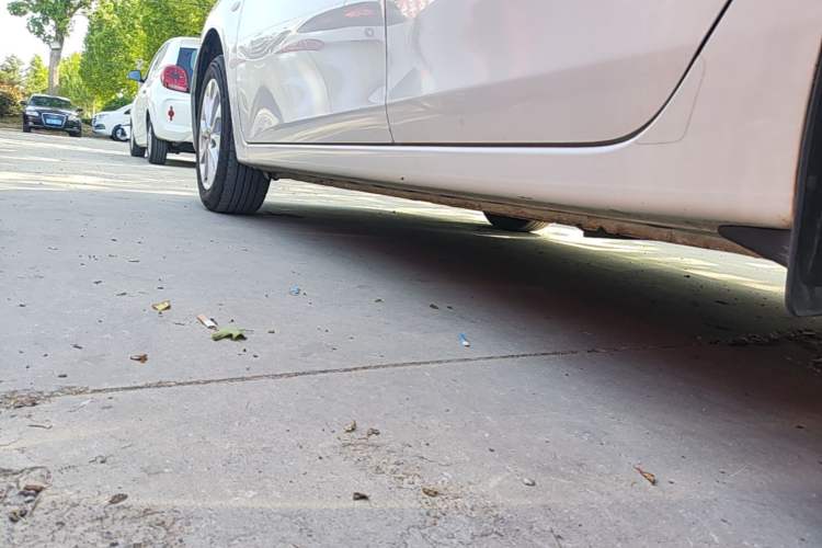 Used Nissan Sylphy 2024 Classic 1.6XE CVT Comfort Edition Left Side Sill