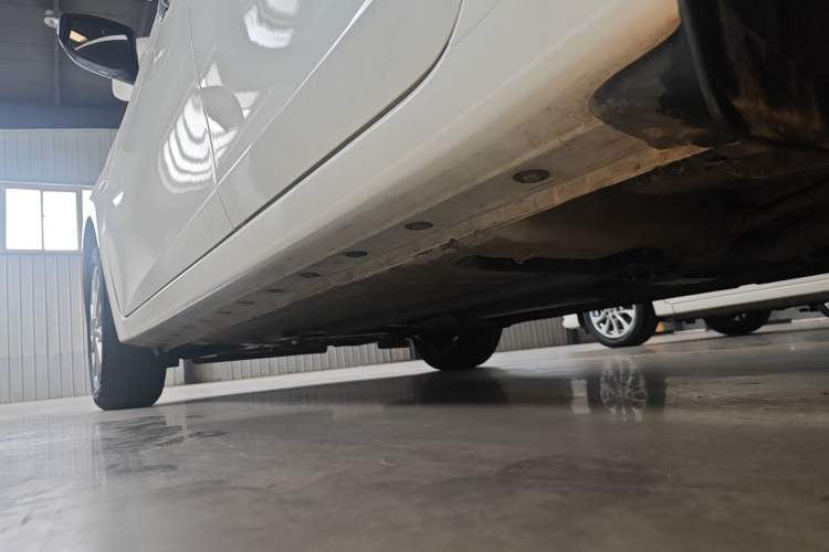Used Nissan Sylphy 2024 Classic 1.6XE CVT Comfort Edition Left Side Sill