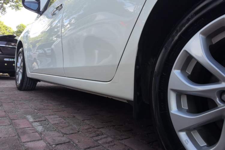Used Nissan Sylphy 2024 Facelifted Three Classic 1.6XE CVT Comfort Edition Left Side Sill