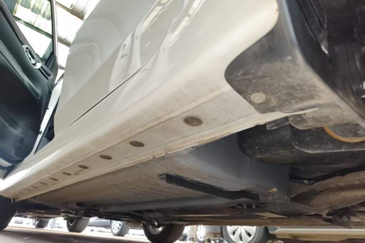 Used Nissan Sylphy 2024 Facelifted Three Classic 1.6XE CVT Comfort Edition Left Side Sill