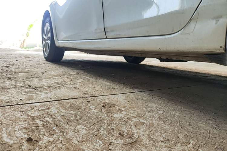 Used Nissan Sylphy 2024 Classic 1.6XE CVT Comfort Edition Left Side Sill