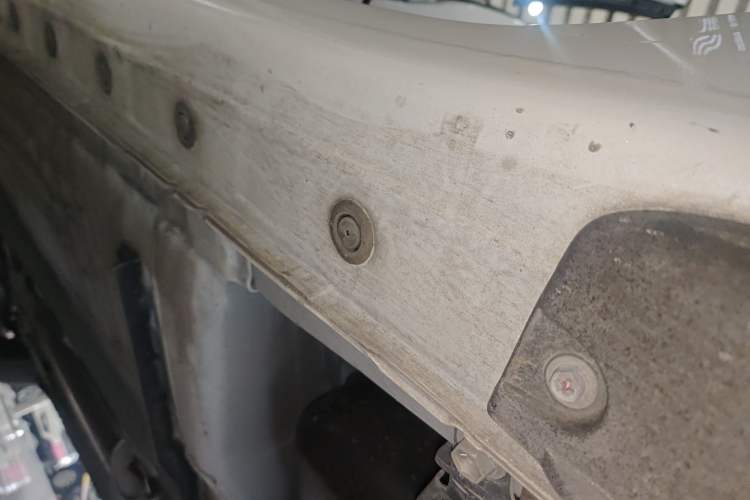 Used Nissan Sylphy 2024 Classic 1.6XE CVT Comfort Edition Left Side Sill