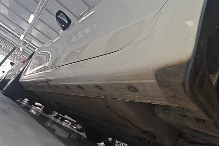 Used Nissan Sylphy 2024 Classic 1.6XE CVT Comfort Edition Left Side Sill