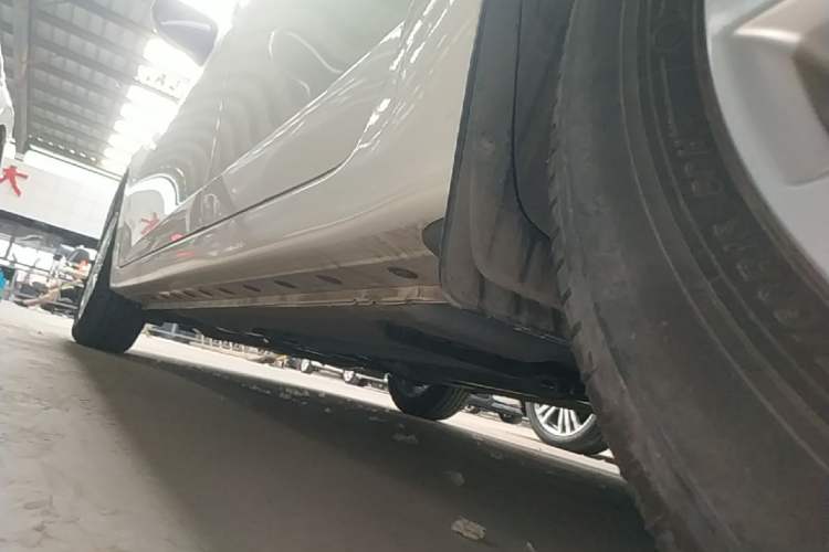 Used Nissan Sylphy 2024 Classic 1.6XL CVT Luxury Edition Left Side Sill