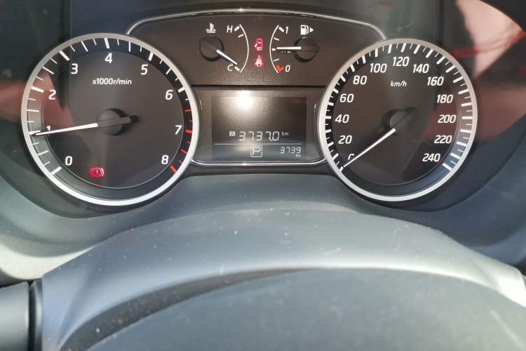 Used Nissan Sylphy 2024 Classic 1.6XE CVT Comfort Edition Odometer Close Up