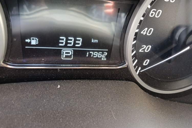 Used Nissan Sylphy 2024 Facelifted Three Classic 1.6XE CVT Comfort Edition Odometer Close Up