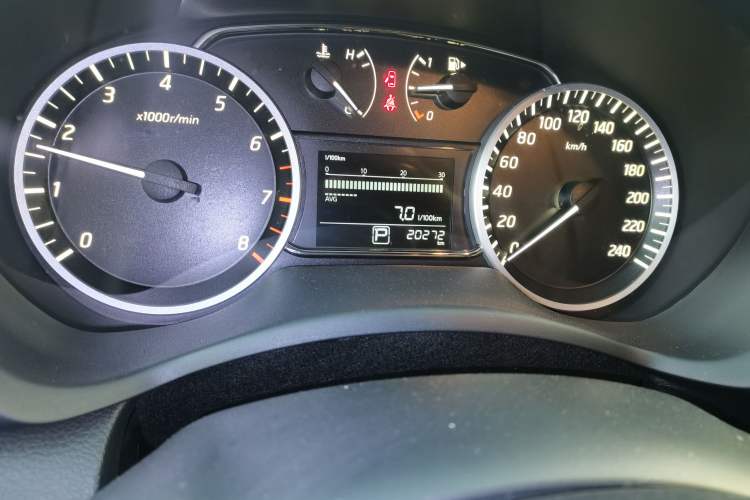 Used Nissan Sylphy 2024 Classic 1.6XL CVT Luxury Edition Odometer Close Up