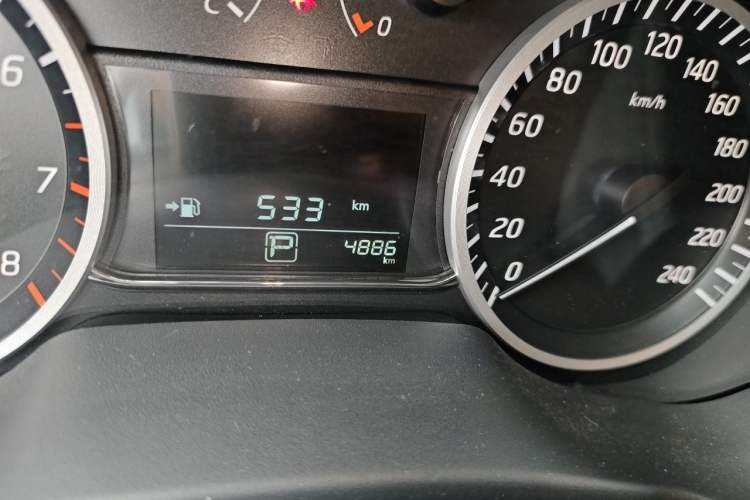Used Nissan Sylphy 2024 Facelifted Three Classic 1.6XE CVT Comfort Edition Odometer Close Up