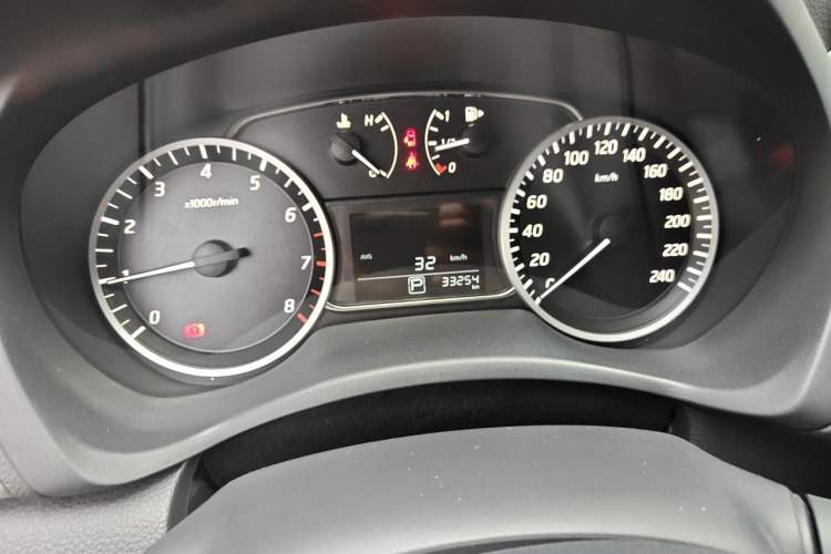 Used Nissan Sylphy 2024 Classic 1.6XE CVT Comfort Edition Odometer Close Up