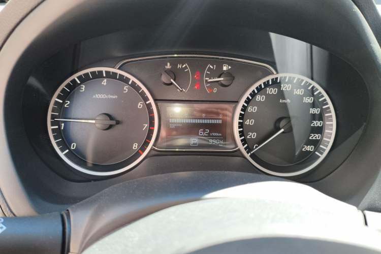 Used Nissan Sylphy 2024 Classic 1.6XE CVT Comfort Edition Odometer Close Up