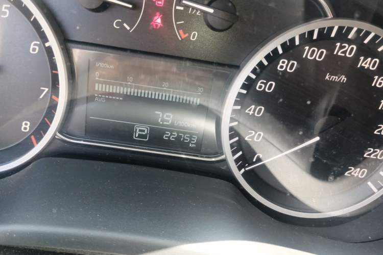 Used Nissan Sylphy 2024 Classic 1.6XE CVT Comfort Edition Odometer Close Up