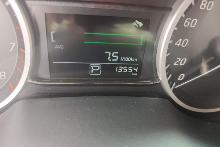 Used Nissan Sylphy 2024 Classic 1.6XL CVT Luxury Edition Odometer Close Up