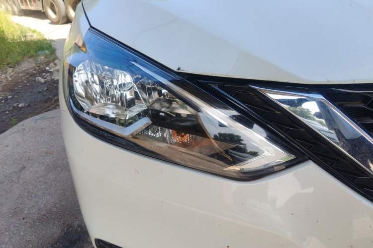 Used Nissan Sylphy 2024 Restyled Version 2 Classic 1.6XE CVT Comfort Edition Right Front Headlight