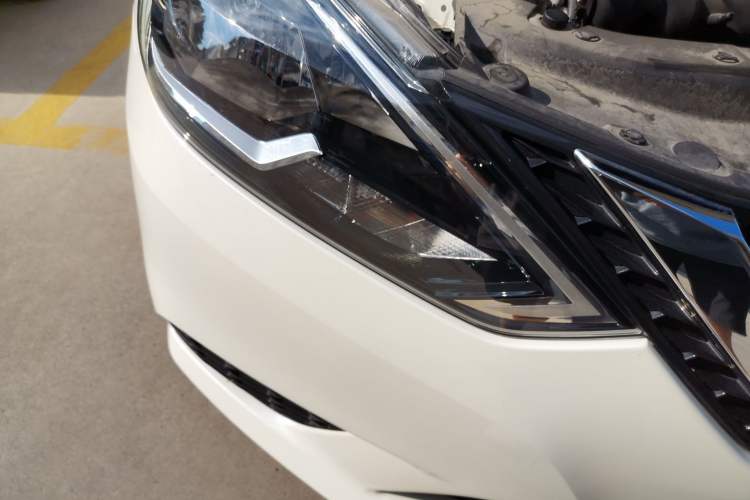 Used Nissan Sylphy 2024 Classic 1.6XE CVT Comfort Edition Right Front Headlight
