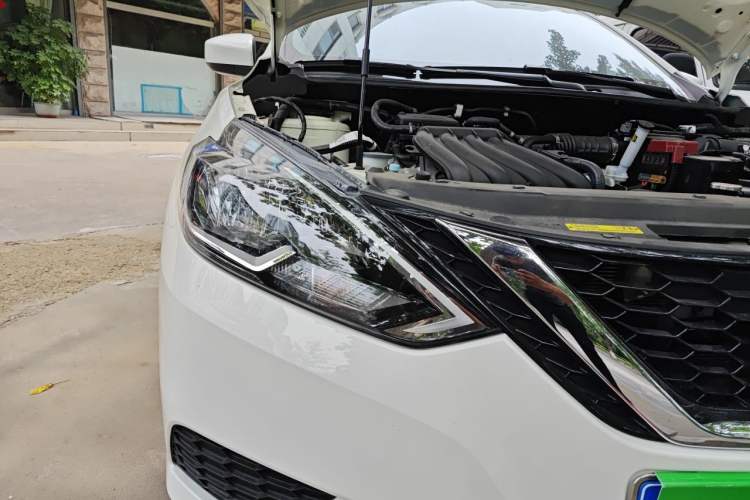 Used Nissan Sylphy 2024 Facelifted Three Classic 1.6XE CVT Comfort Edition Right Front Headlight