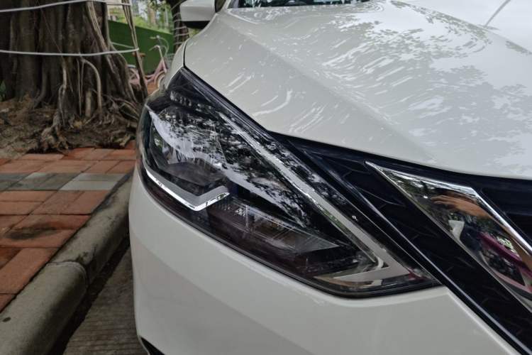 Used Nissan Sylphy 2024 Facelifted Three Classic 1.6XE CVT Comfort Edition Right Front Headlight