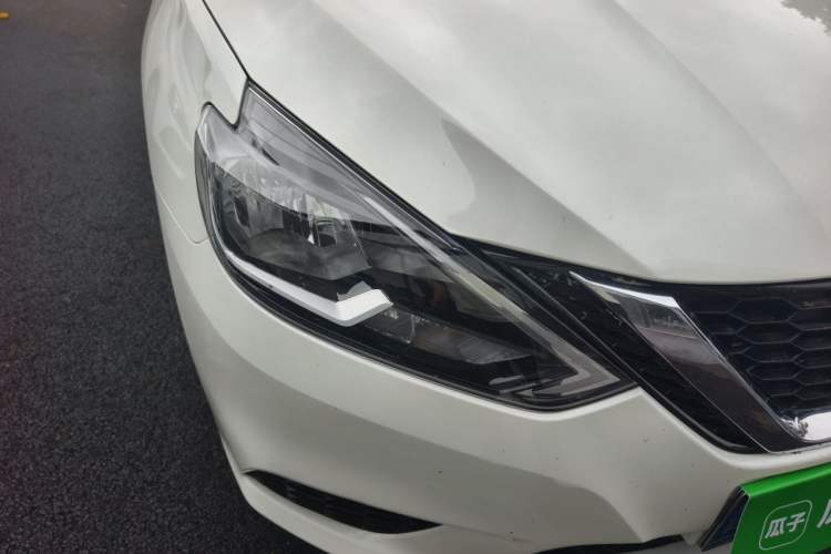 Used Nissan Sylphy 2024 Facelifted Three Classic 1.6XE CVT Comfort Edition Right Front Headlight