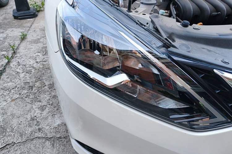Used Nissan Sylphy 2024 Revised Version Classic 1.6XE CVT Comfort Edition Right Front Headlight