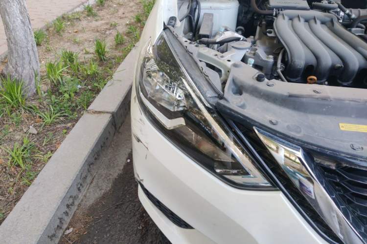 Used Nissan Sylphy 2024 Classic 1.6XE CVT Comfort Edition Right Front Headlight
