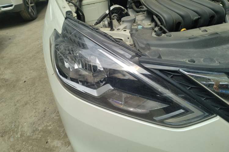 Used Nissan Sylphy 2024 Restyled Version 2 Classic 1.6XE CVT Comfort Edition Right Front Headlight
