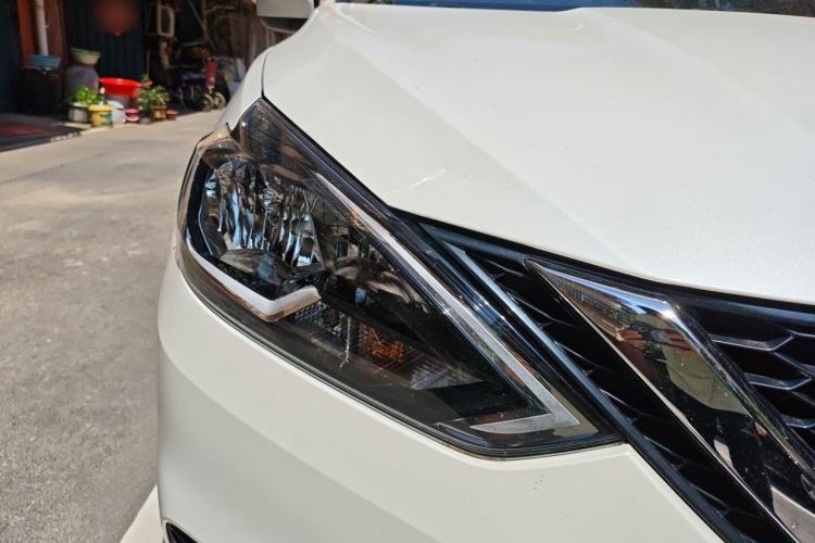 Used Nissan Sylphy 2024 Classic 1.6XE CVT Comfort Edition Right Front Headlight