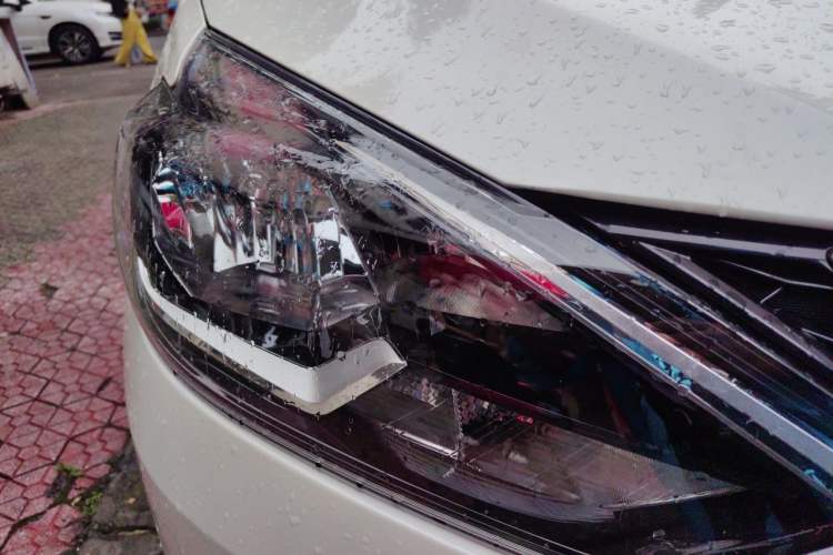Used Nissan Sylphy 2024 Classic 1.6XE CVT Comfort Edition Right Front Headlight