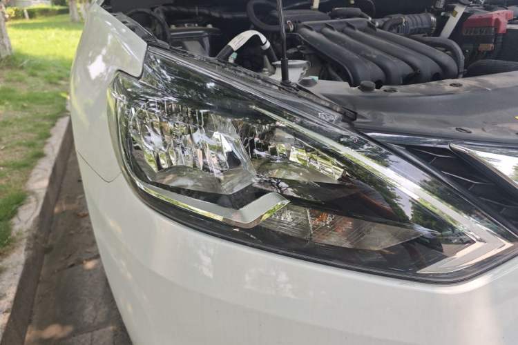 Used Nissan Sylphy 2024 Classic 1.6XE CVT Comfort Edition Right Front Headlight